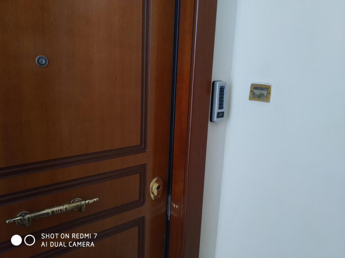 Vasilis Thissio Petralona 3d Floor 55sqm Apartment Athens