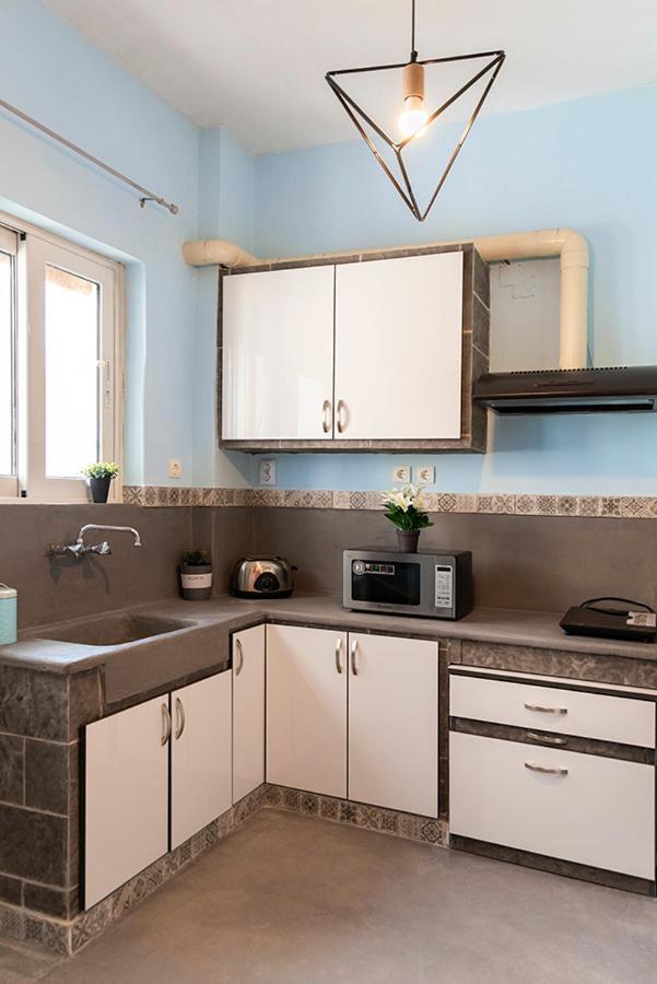 Vasilis Thissio Petralona 3d Floor 55sqm Apartment *
