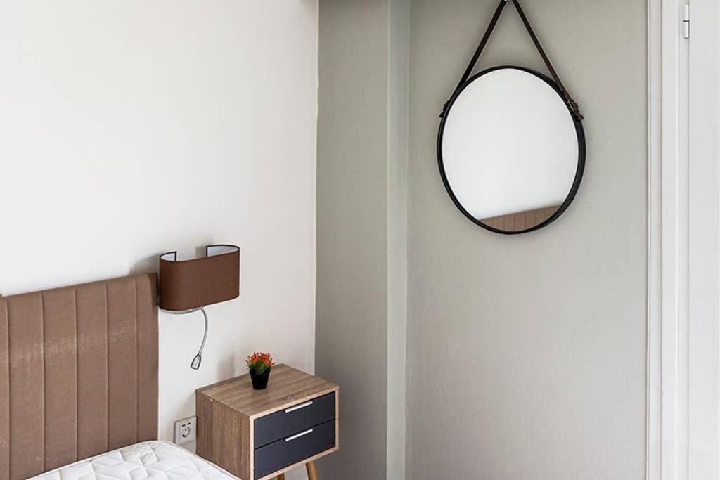 Vasilis Thissio Petralona 3d Floor 55sqm *